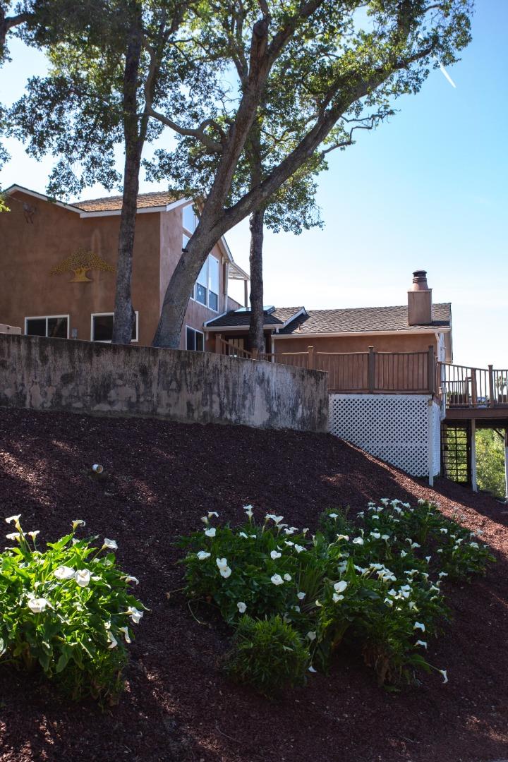 Detail Gallery Image 44 of 48 For 18800 Withey Rd, Monte Sereno,  CA 95030 - 4 Beds | 2/1 Baths