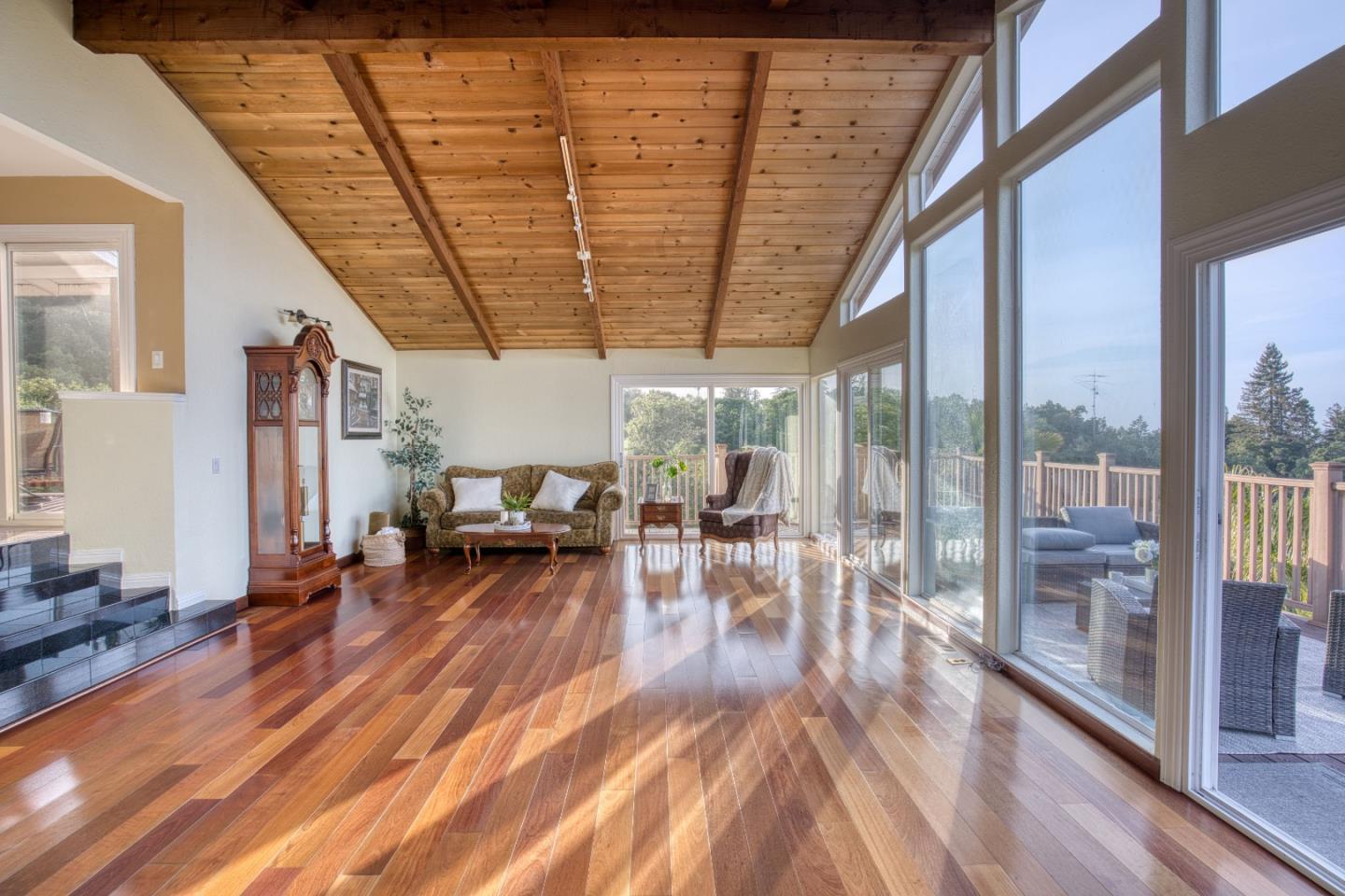 Detail Gallery Image 9 of 48 For 18800 Withey Rd, Monte Sereno,  CA 95030 - 4 Beds | 2/1 Baths