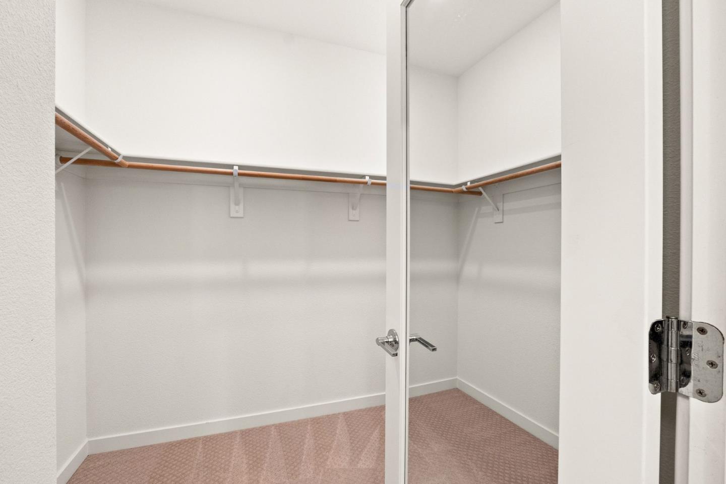 Detail Gallery Image 11 of 20 For 111 Orbit Way, Mountain View,  CA 94043 - 4 Beds | 3/1 Baths
