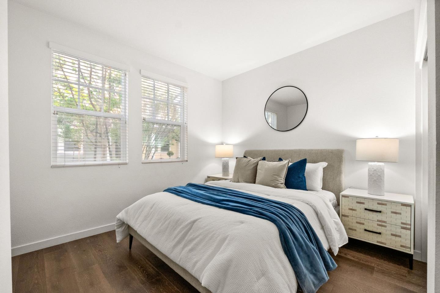 Detail Gallery Image 12 of 20 For 111 Orbit Way, Mountain View,  CA 94043 - 4 Beds | 3/1 Baths