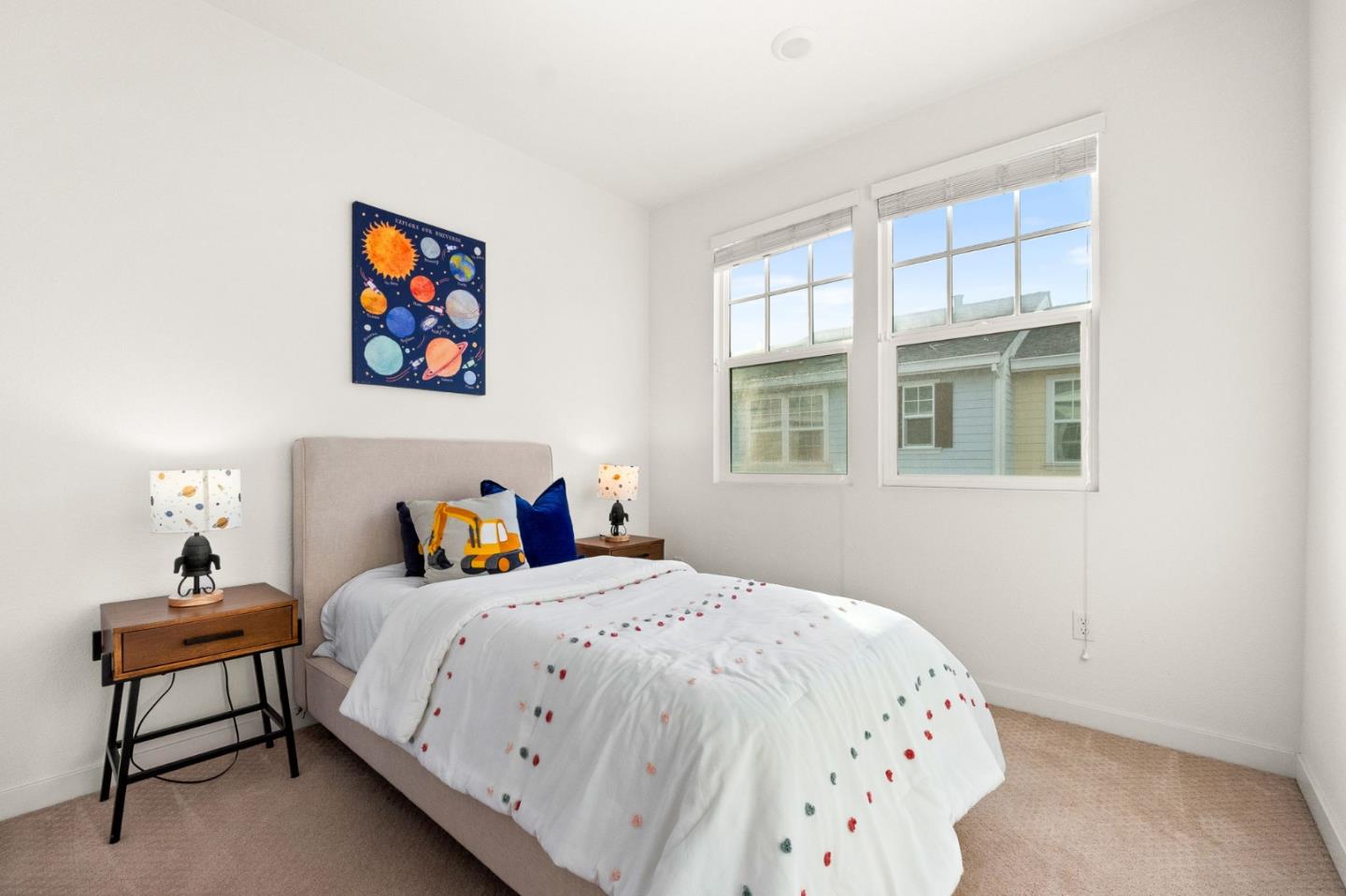 Detail Gallery Image 16 of 20 For 111 Orbit Way, Mountain View,  CA 94043 - 4 Beds | 3/1 Baths