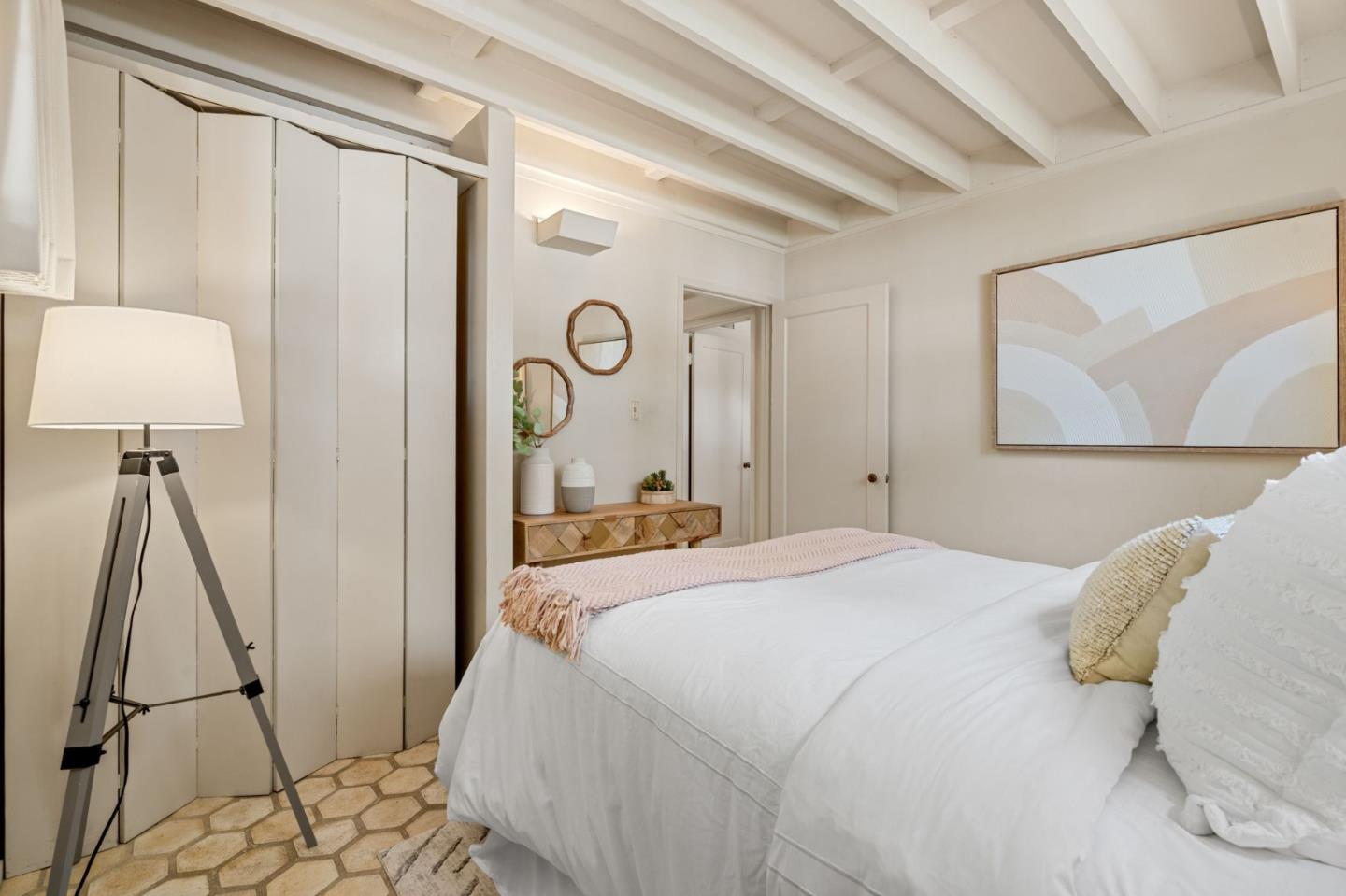 Detail Gallery Image 19 of 37 For 751 Florales Dr, Palo Alto,  CA 94306 - 2 Beds | 1 Baths