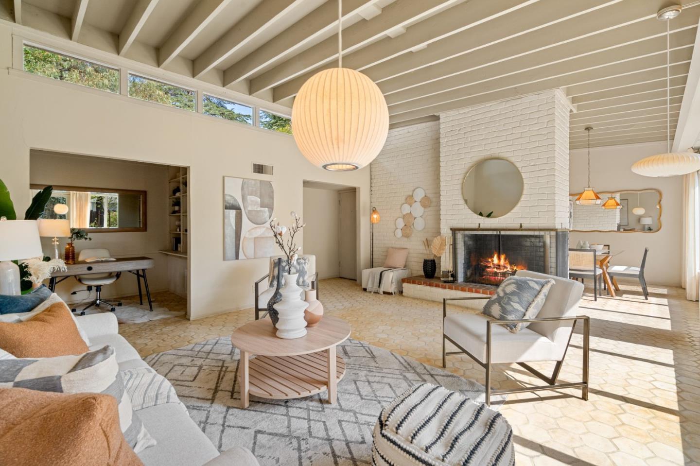Detail Gallery Image 2 of 37 For 751 Florales Dr, Palo Alto,  CA 94306 - 2 Beds | 1 Baths