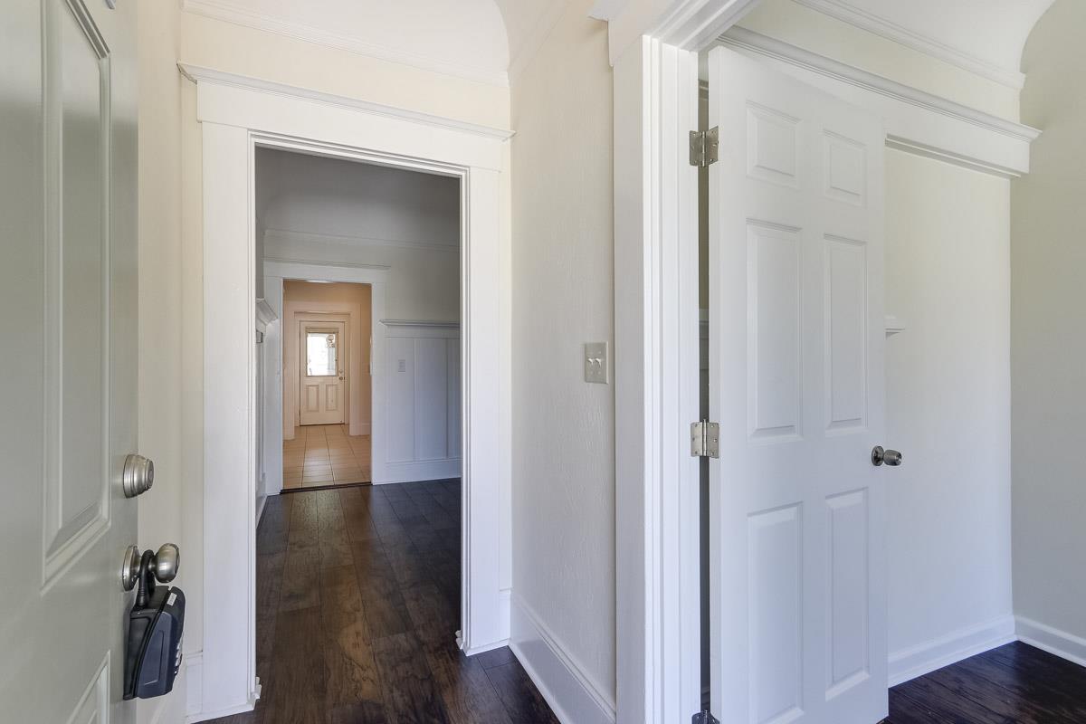 Detail Gallery Image 8 of 61 For 19 S Delaware St, San Mateo,  CA 94401 - – Beds | – Baths