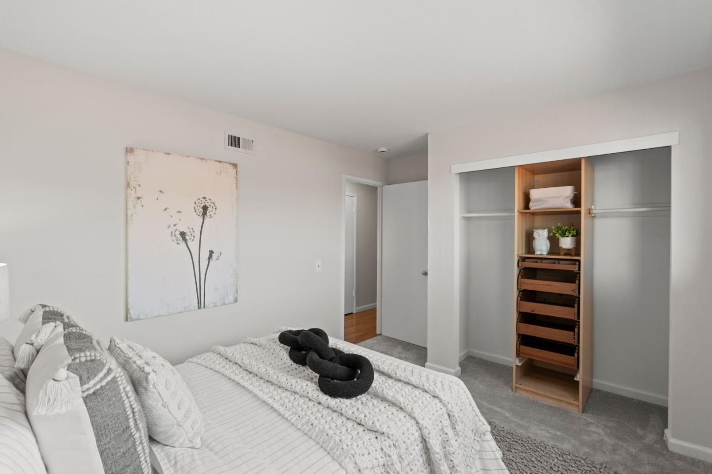 Detail Gallery Image 22 of 53 For 980 Haddock St, Foster City,  CA 94404 - 4 Beds | 2 Baths