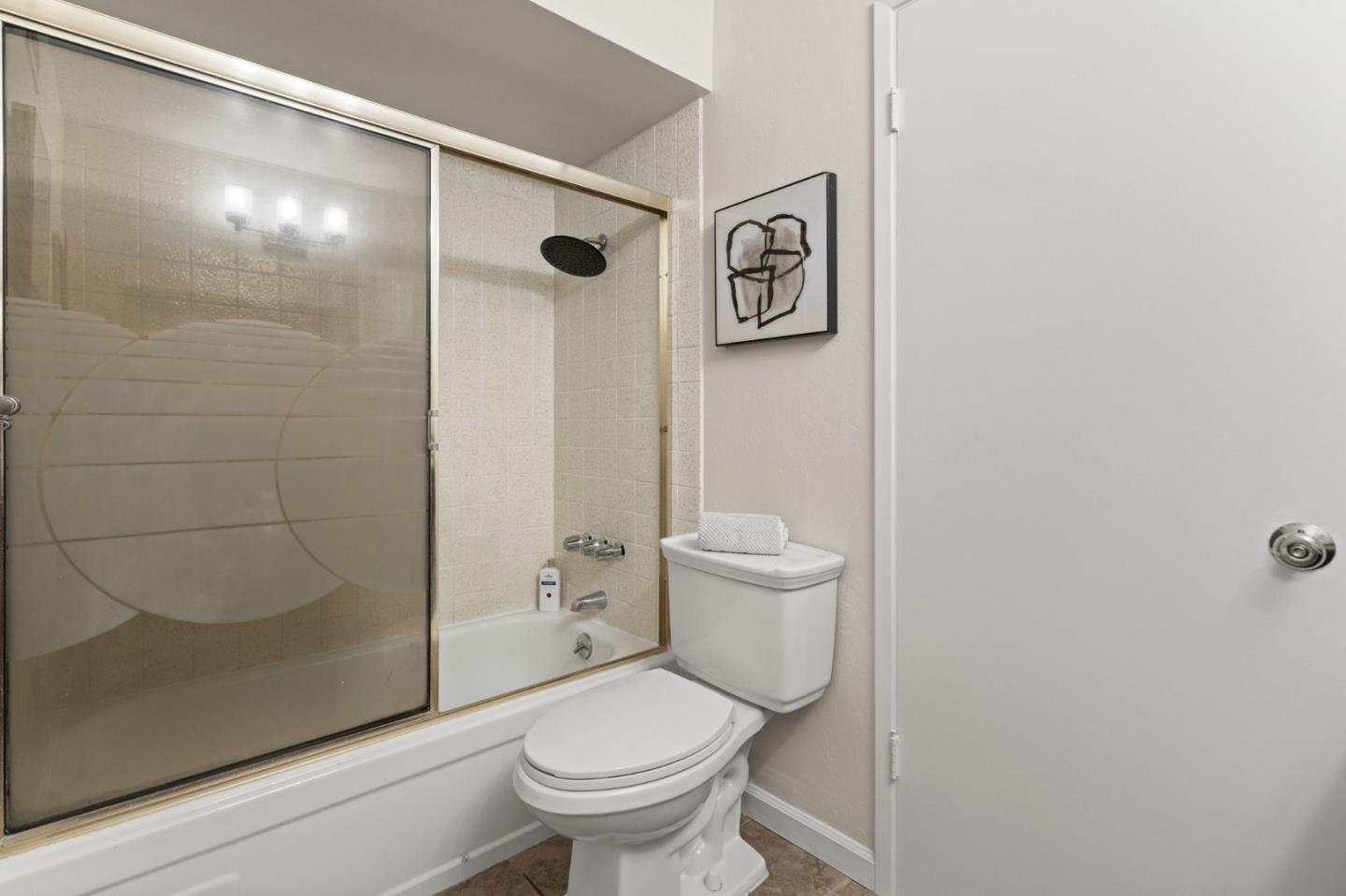 Detail Gallery Image 31 of 53 For 980 Haddock St, Foster City,  CA 94404 - 4 Beds | 2 Baths