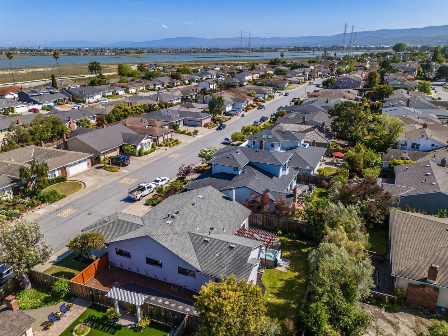 Detail Gallery Image 51 of 53 For 980 Haddock St, Foster City,  CA 94404 - 4 Beds | 2 Baths