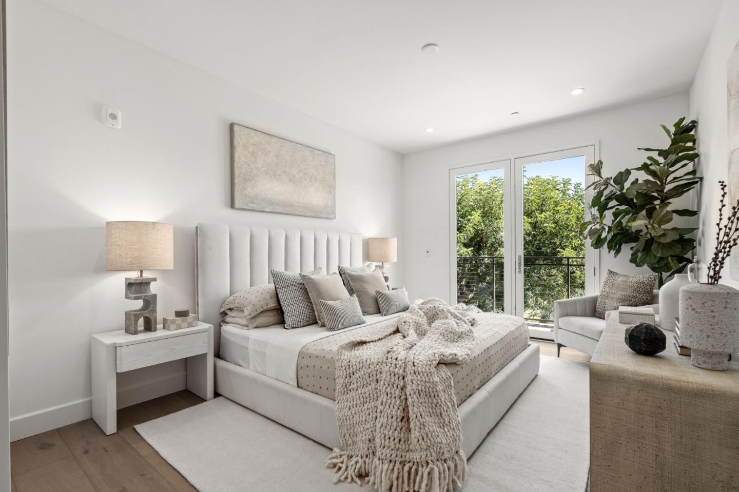 Detail Gallery Image 5 of 12 For 425 First St #33,  Los Altos,  CA 94022 - 1 Beds | 2 Baths