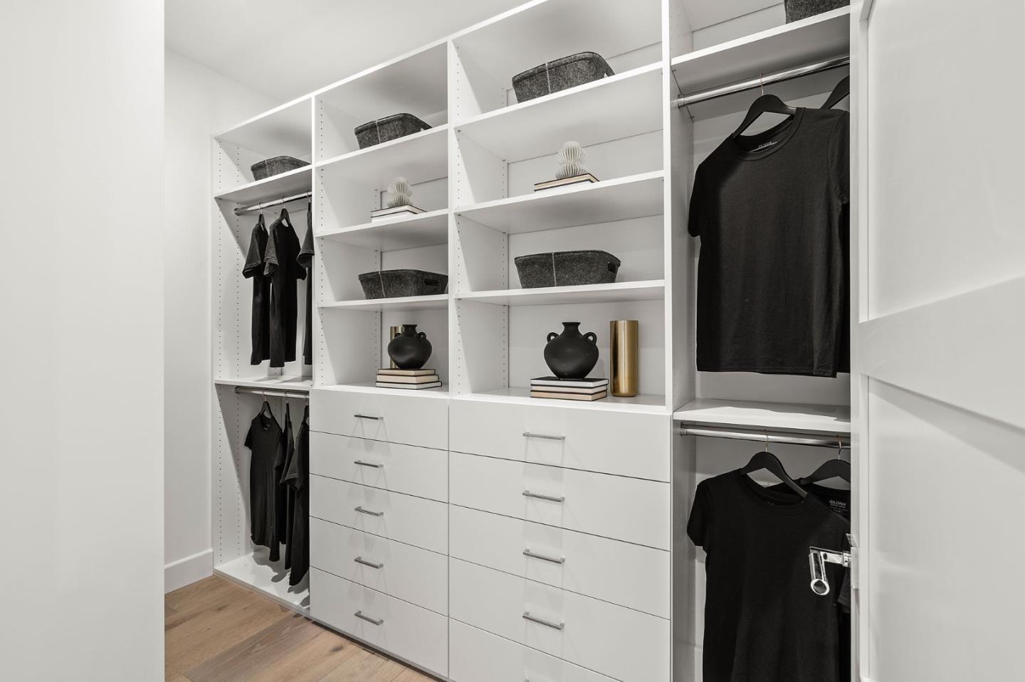 Detail Gallery Image 7 of 12 For 425 First St #33,  Los Altos,  CA 94022 - 1 Beds | 2 Baths