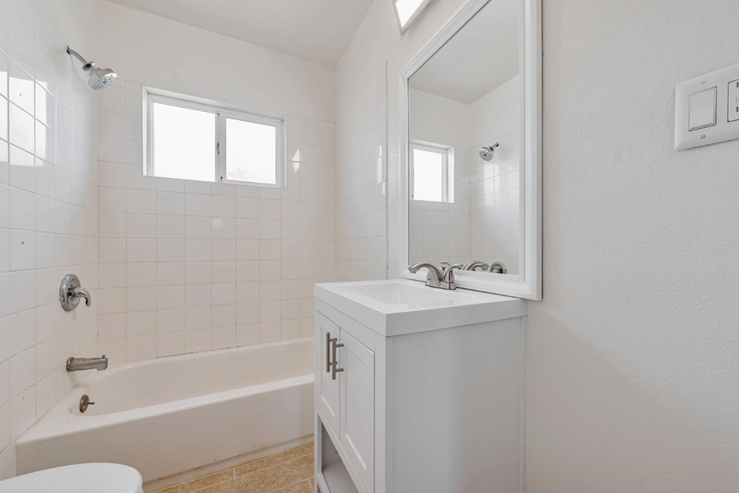 Detail Gallery Image 13 of 19 For 494 Madera Ave, San Jose,  CA 95112 - 3 Beds | 1 Baths