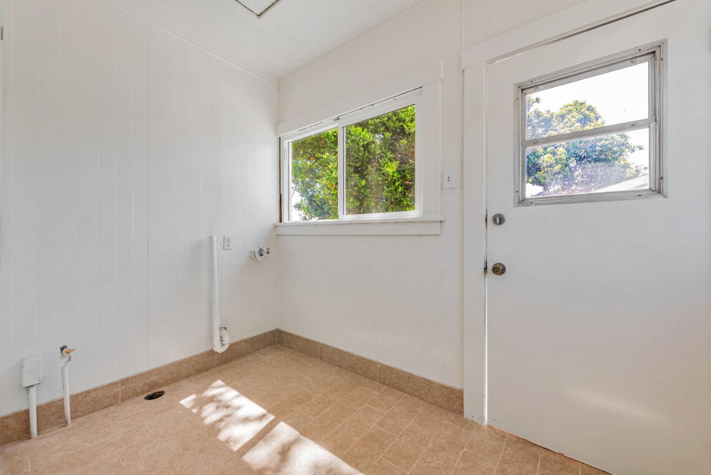 Detail Gallery Image 17 of 19 For 494 Madera Ave, San Jose,  CA 95112 - 3 Beds | 1 Baths