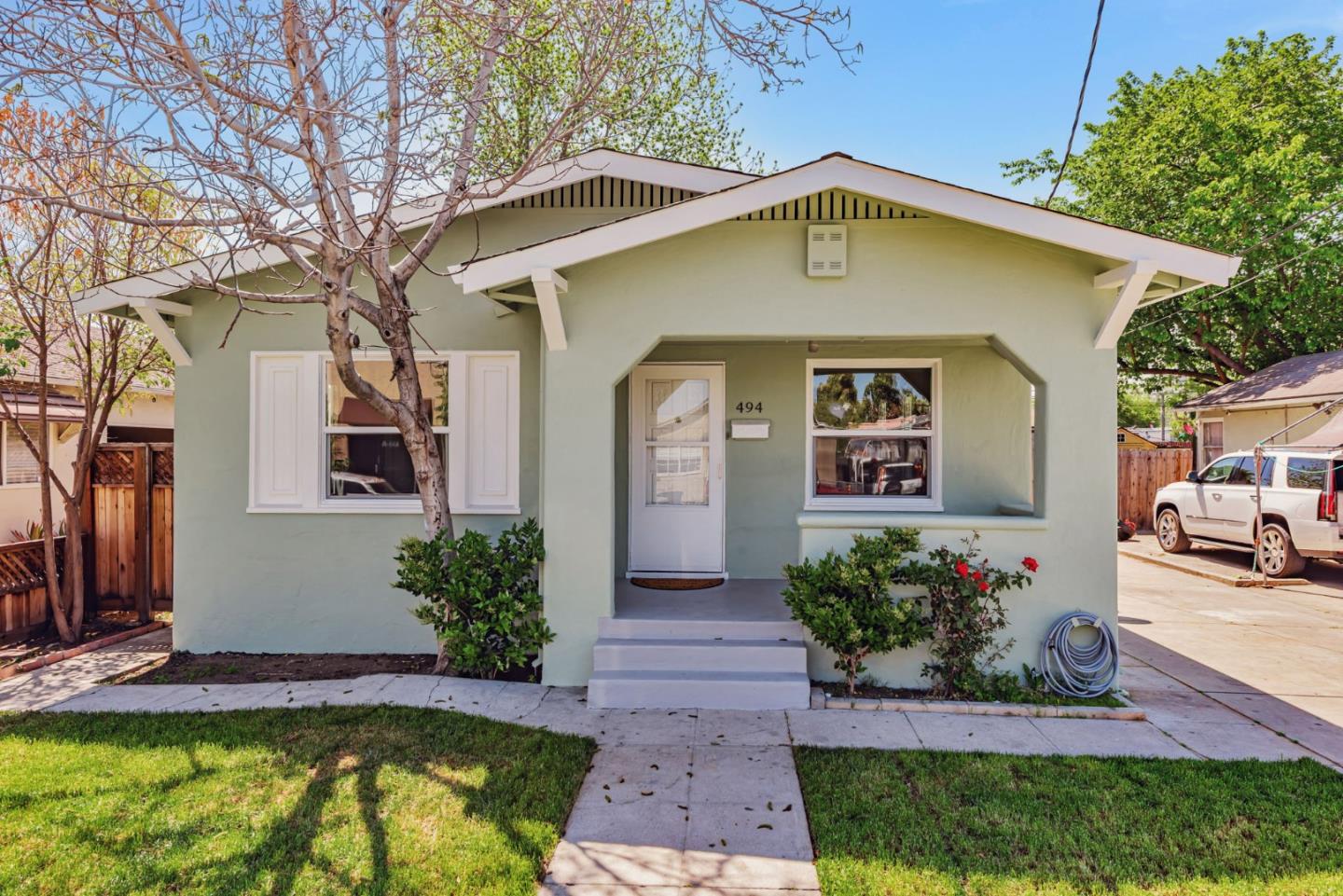 Detail Gallery Image 2 of 19 For 494 Madera Ave, San Jose,  CA 95112 - 3 Beds | 1 Baths