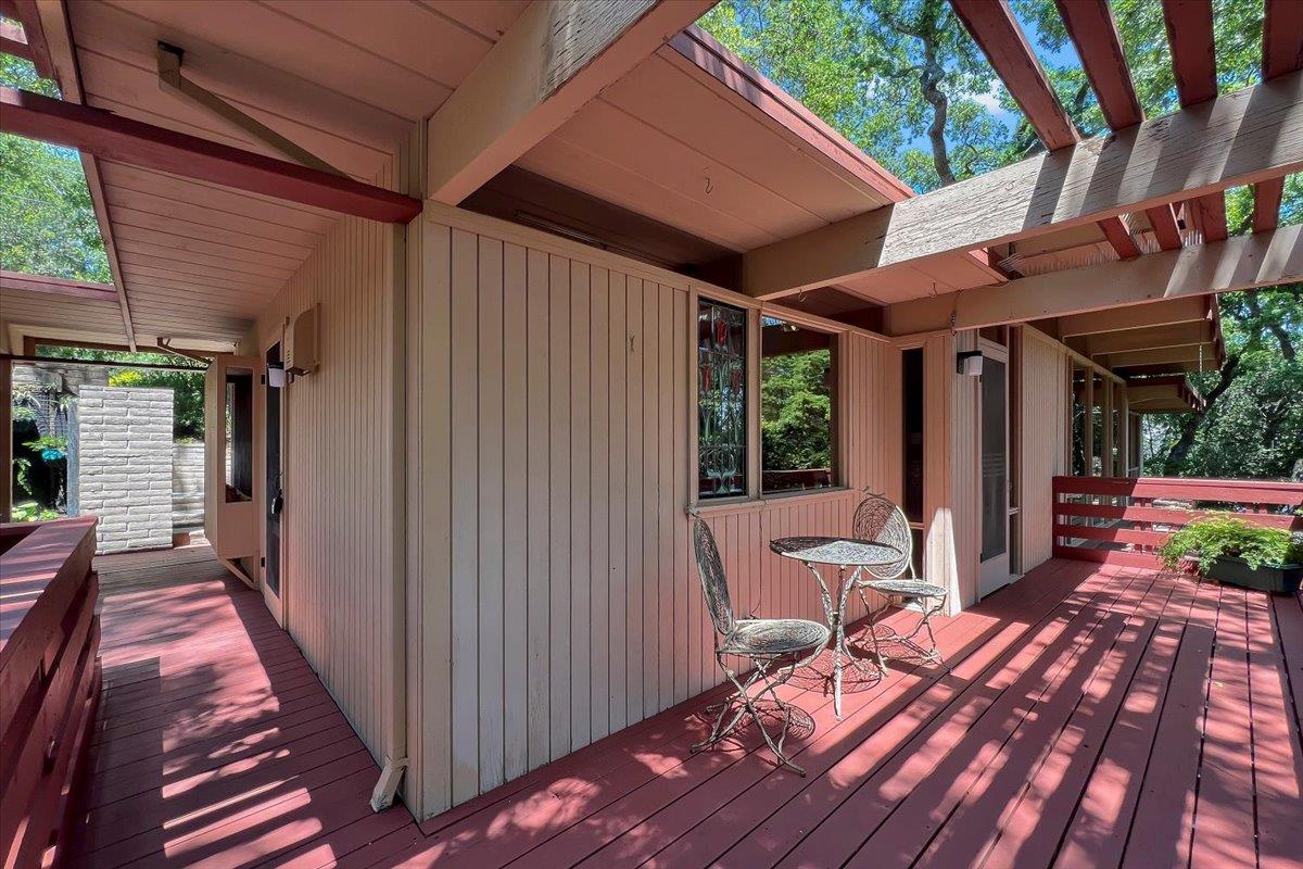 Detail Gallery Image 35 of 40 For 16310 Oakhurst Dr, Monte Sereno,  CA 95030 - 4 Beds | 2 Baths