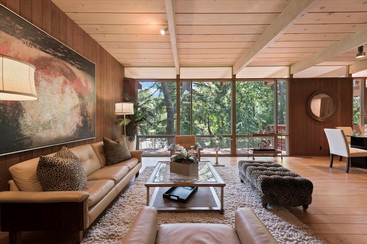 Detail Gallery Image 6 of 40 For 16310 Oakhurst Dr, Monte Sereno,  CA 95030 - 4 Beds | 2 Baths