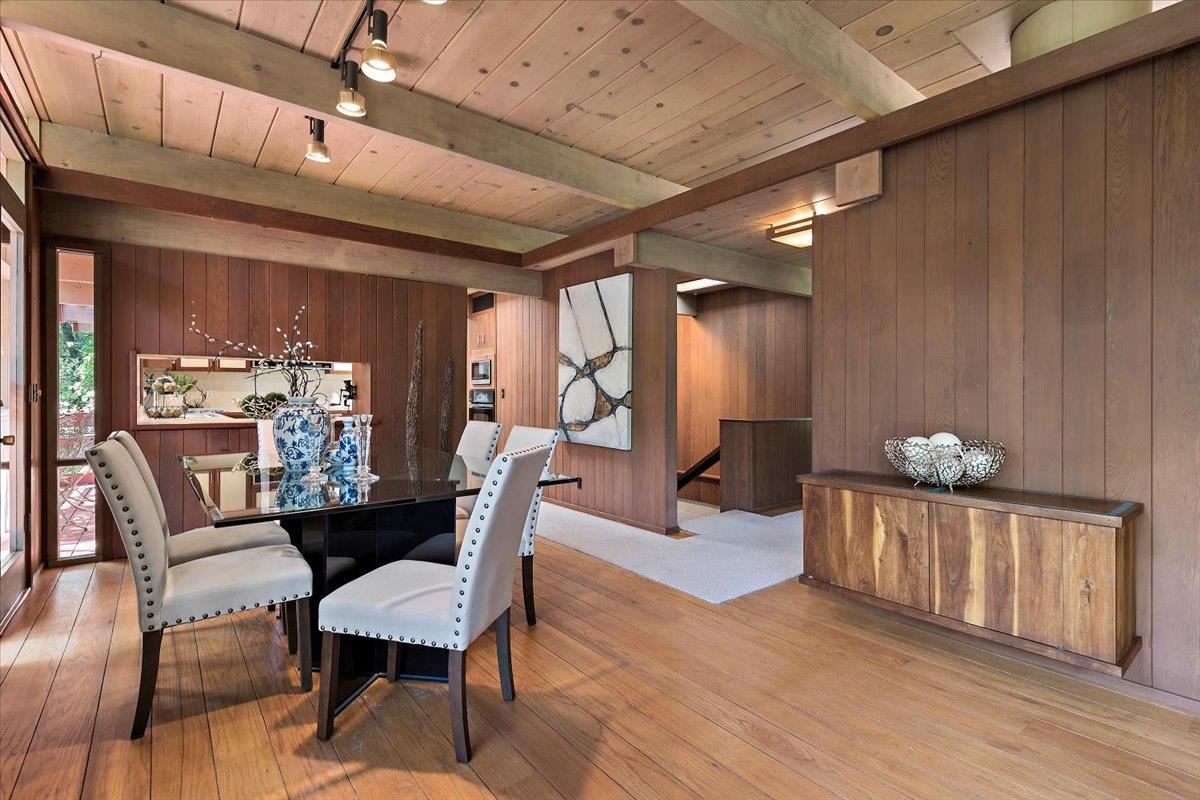 Detail Gallery Image 9 of 40 For 16310 Oakhurst Dr, Monte Sereno,  CA 95030 - 4 Beds | 2 Baths