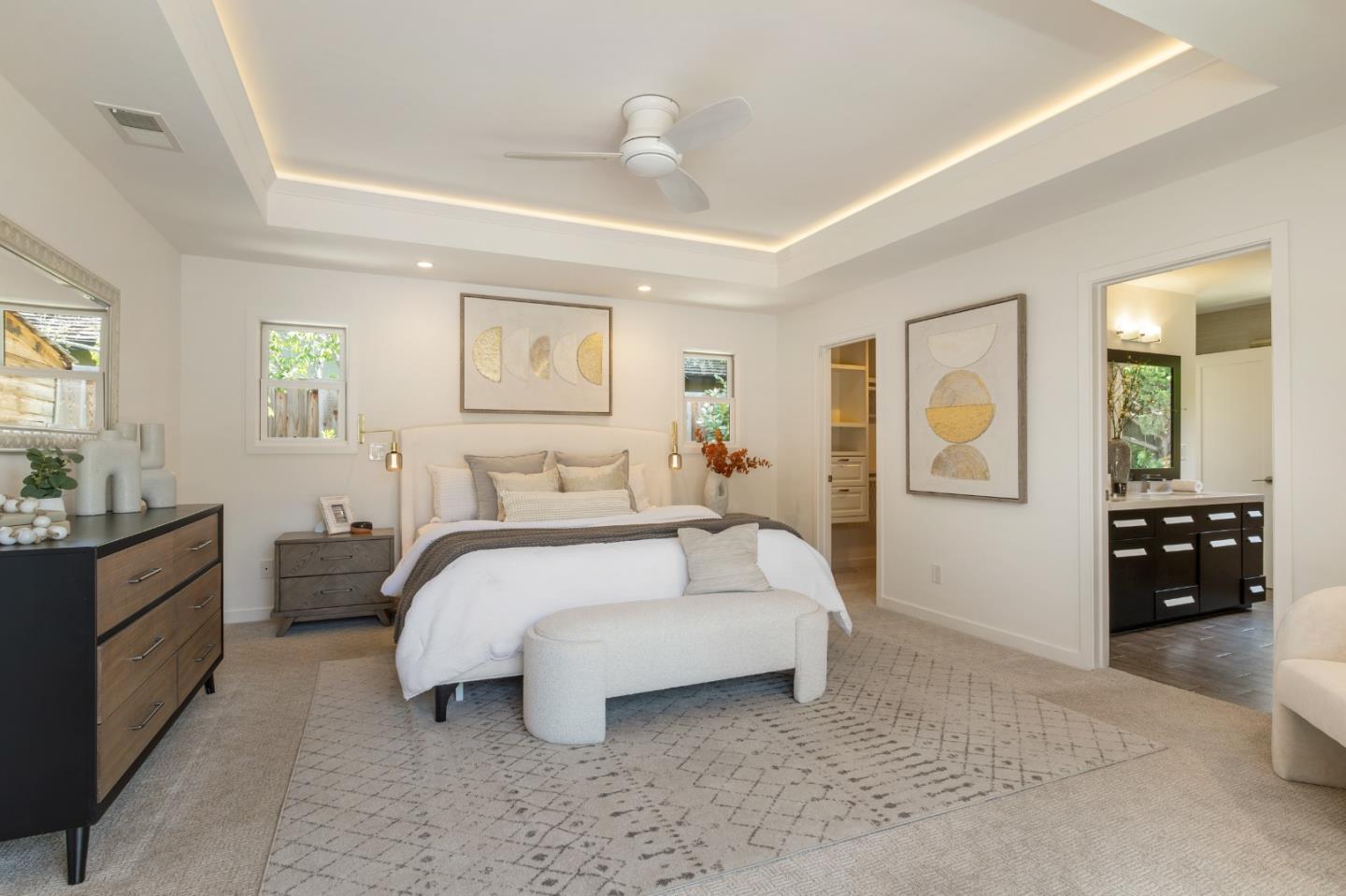 Detail Gallery Image 20 of 43 For 34 Carriage Ct, Los Altos,  CA 94022 - 5 Beds | 5 Baths