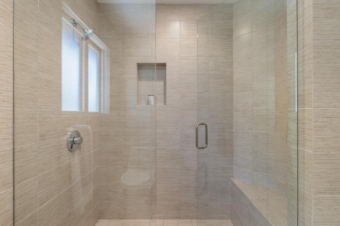 Detail Gallery Image 33 of 43 For 34 Carriage Ct, Los Altos,  CA 94022 - 5 Beds | 5 Baths