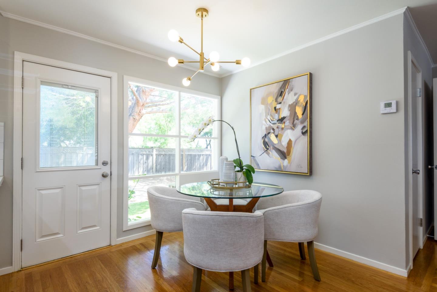 Detail Gallery Image 11 of 31 For 11 Meadow Ct, San Mateo,  CA 94403 - 3 Beds | 1 Baths
