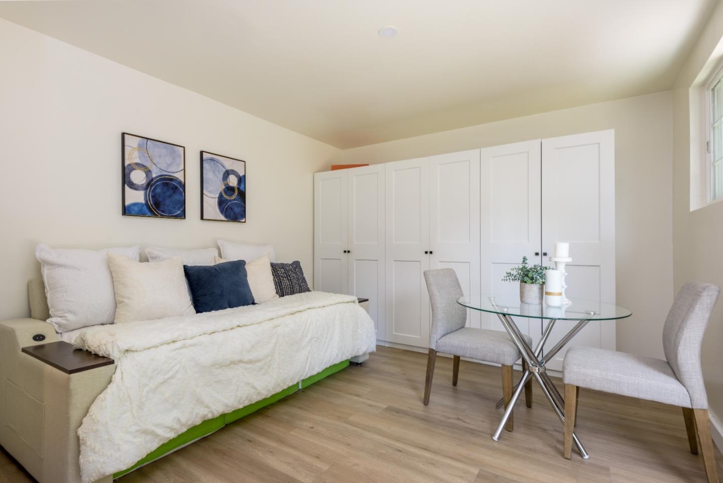 Detail Gallery Image 18 of 31 For 11 Meadow Ct, San Mateo,  CA 94403 - 3 Beds | 1 Baths