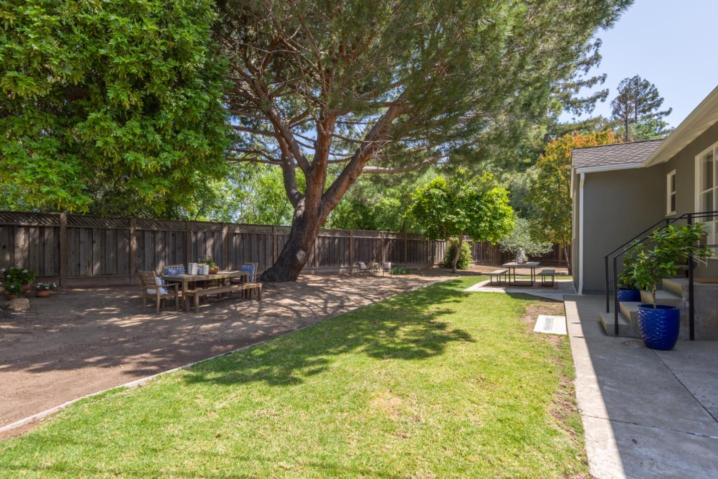 Detail Gallery Image 25 of 31 For 11 Meadow Ct, San Mateo,  CA 94403 - 3 Beds | 1 Baths