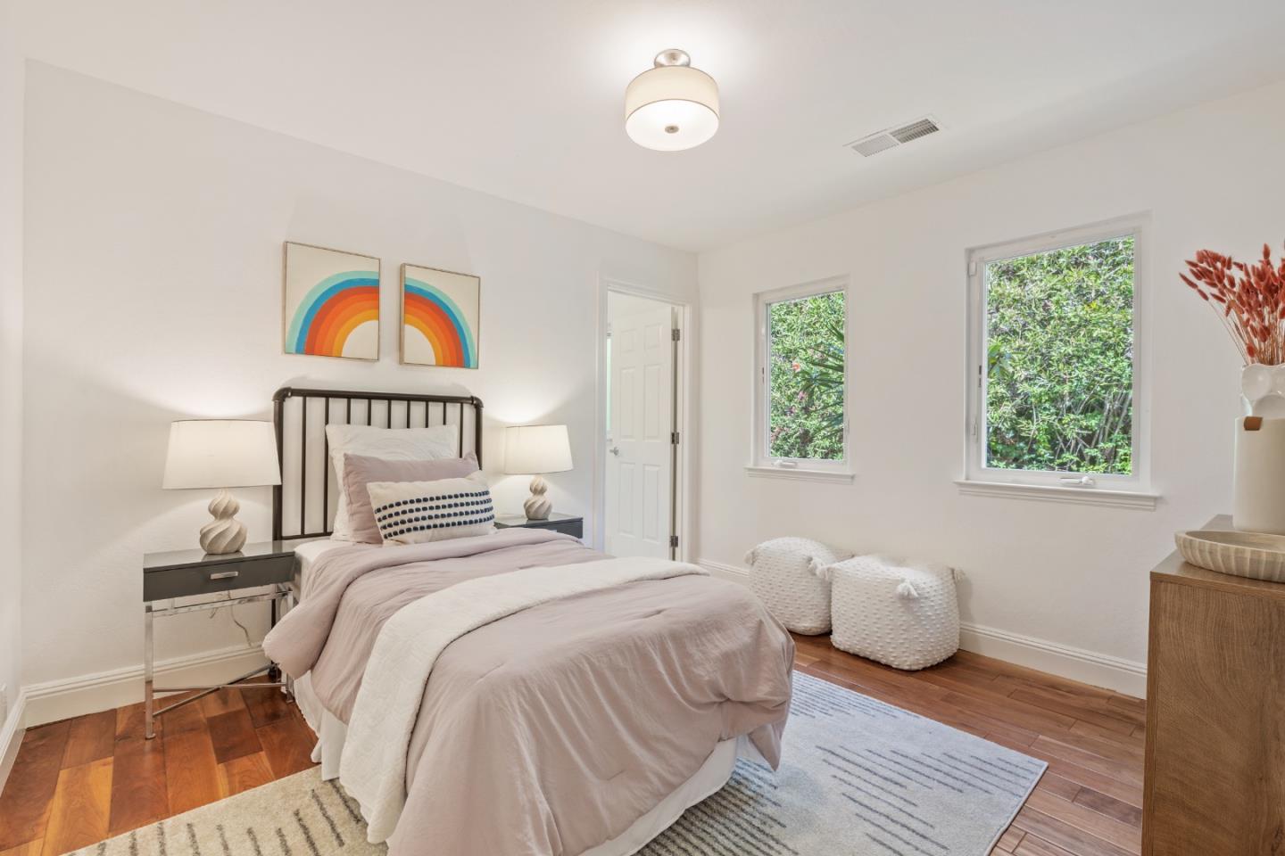 Detail Gallery Image 18 of 38 For 668 Canyon Rd, Redwood City,  CA 94062 - 4 Beds | 4 Baths