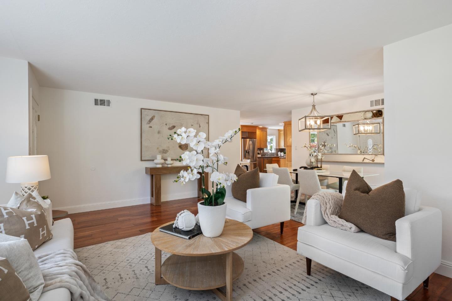 Detail Gallery Image 8 of 38 For 668 Canyon Rd, Redwood City,  CA 94062 - 4 Beds | 4 Baths