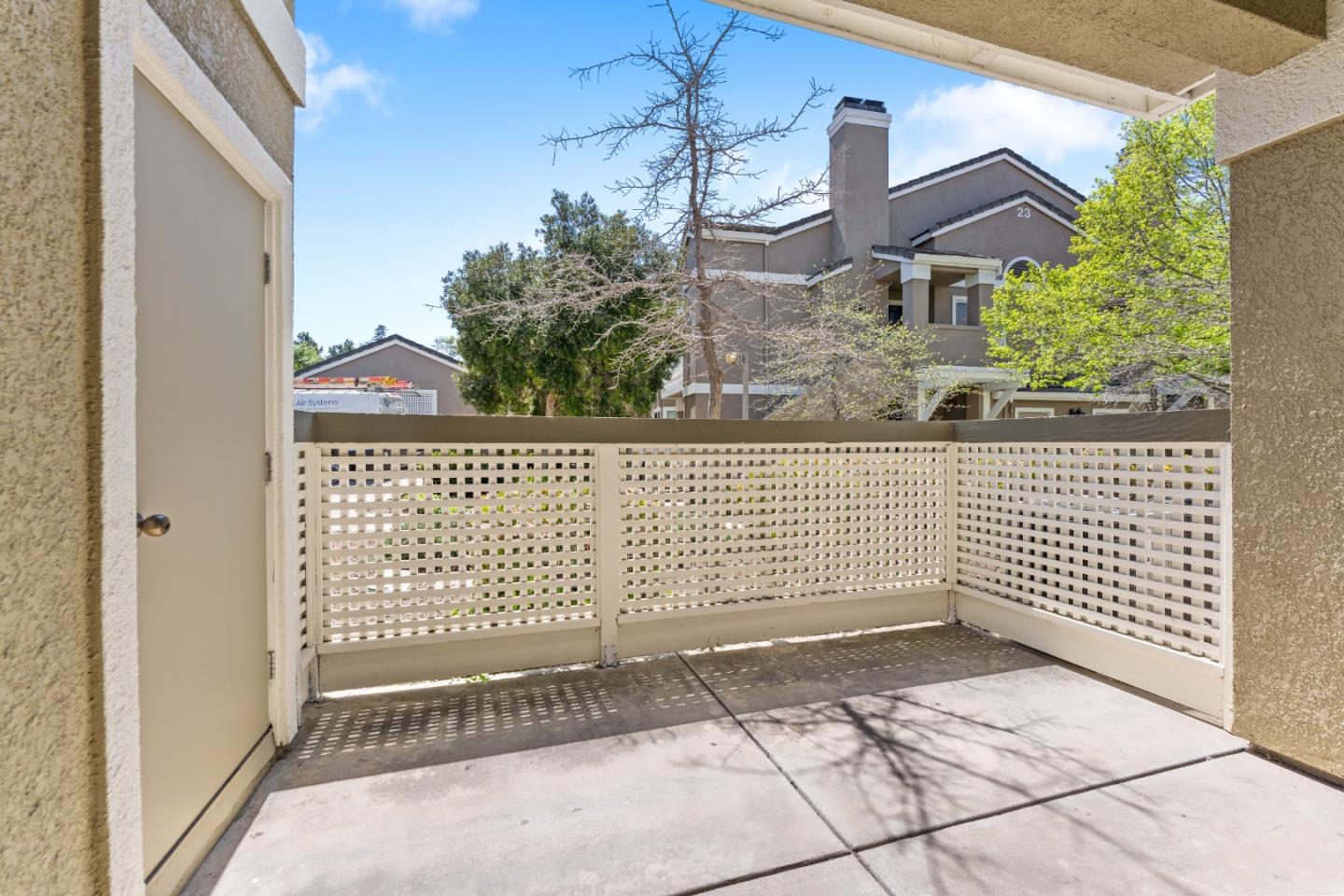 Detail Gallery Image 12 of 18 For 5987 Lake Hennessy Ct Ct, San Jose,  CA 95123 - 2 Beds | 2 Baths