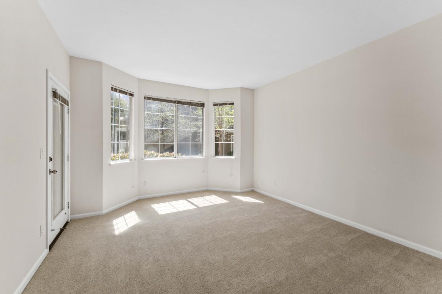 Detail Gallery Image 17 of 18 For 5987 Lake Hennessy Ct Ct, San Jose,  CA 95123 - 2 Beds | 2 Baths