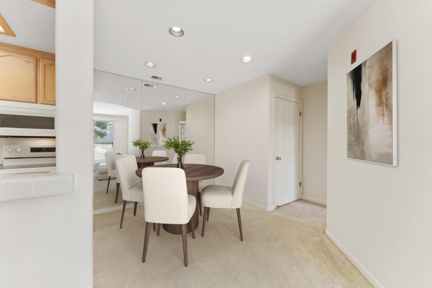 Detail Gallery Image 3 of 18 For 5987 Lake Hennessy Ct Ct, San Jose,  CA 95123 - 2 Beds | 2 Baths
