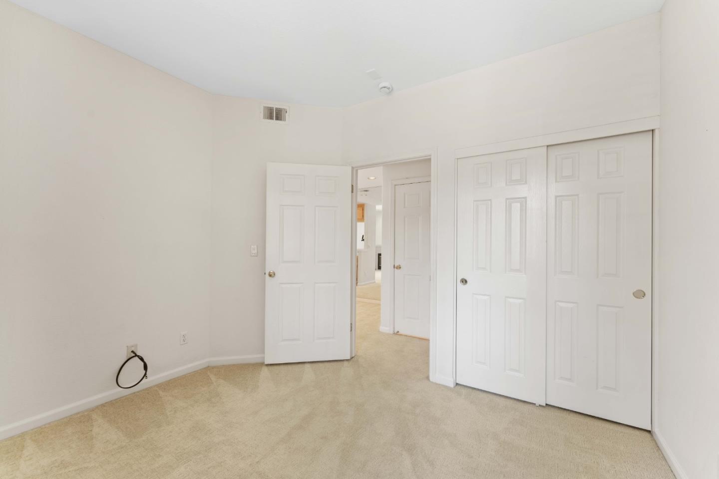 Detail Gallery Image 9 of 18 For 5987 Lake Hennessy Ct Ct, San Jose,  CA 95123 - 2 Beds | 2 Baths