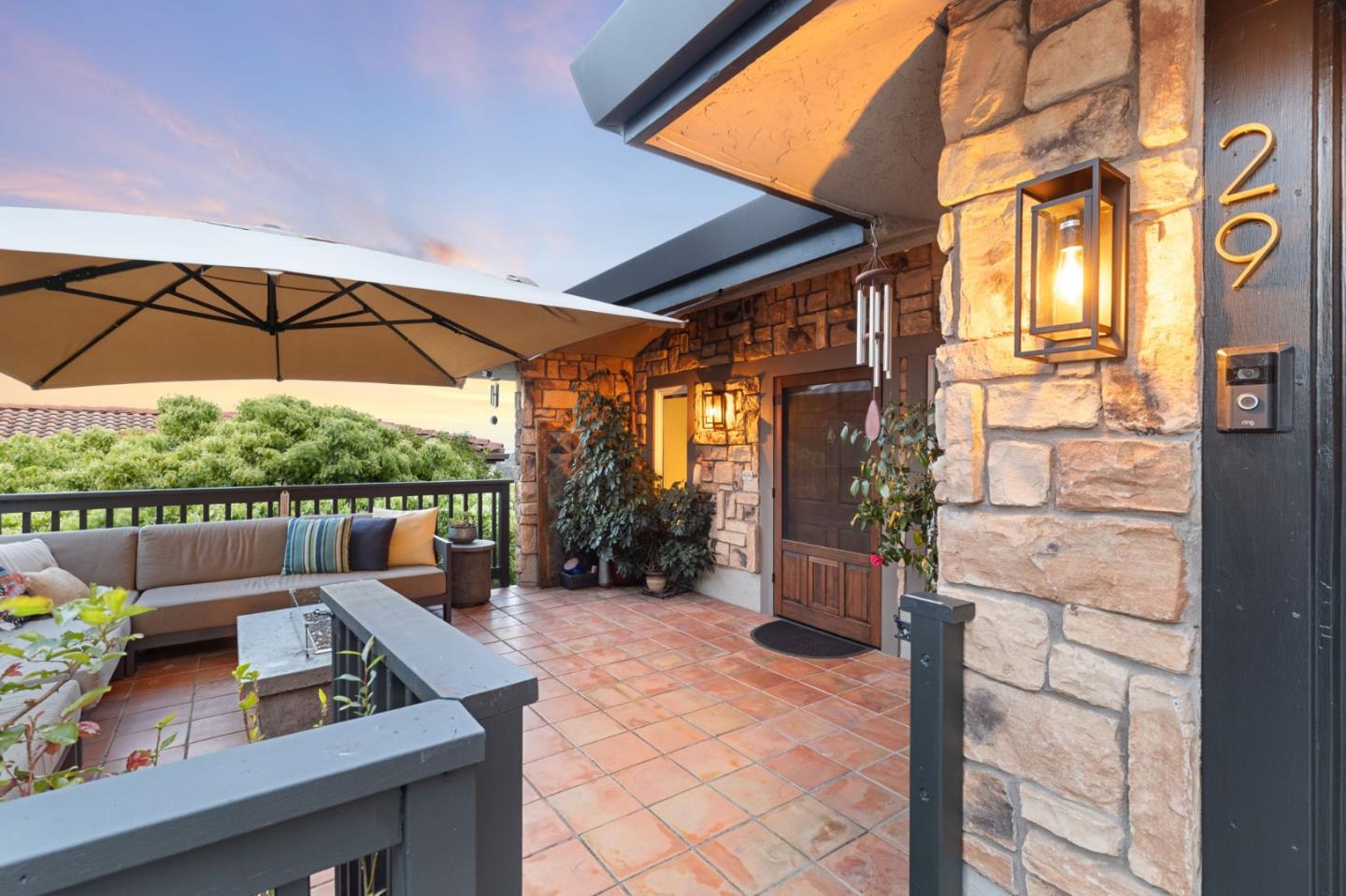 Detail Gallery Image 2 of 51 For 29 Kirkwood Way, San Carlos,  CA 94070 - 5 Beds | 3/1 Baths