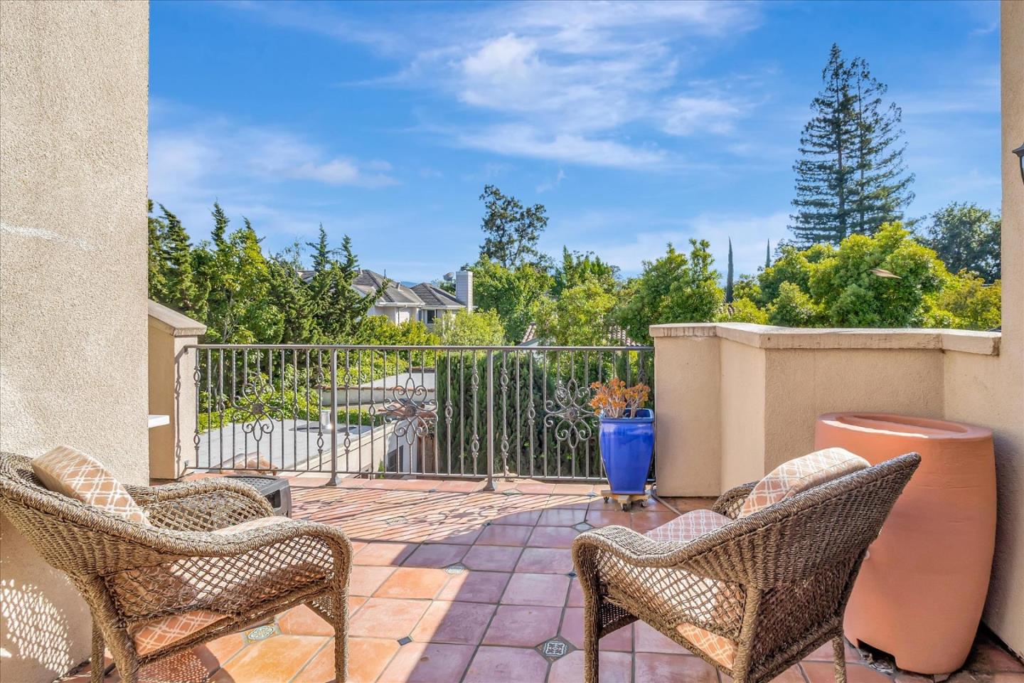 Detail Gallery Image 26 of 30 For 1568 Mariposa Ave, Palo Alto,  CA 94306 - 4 Beds | 4 Baths