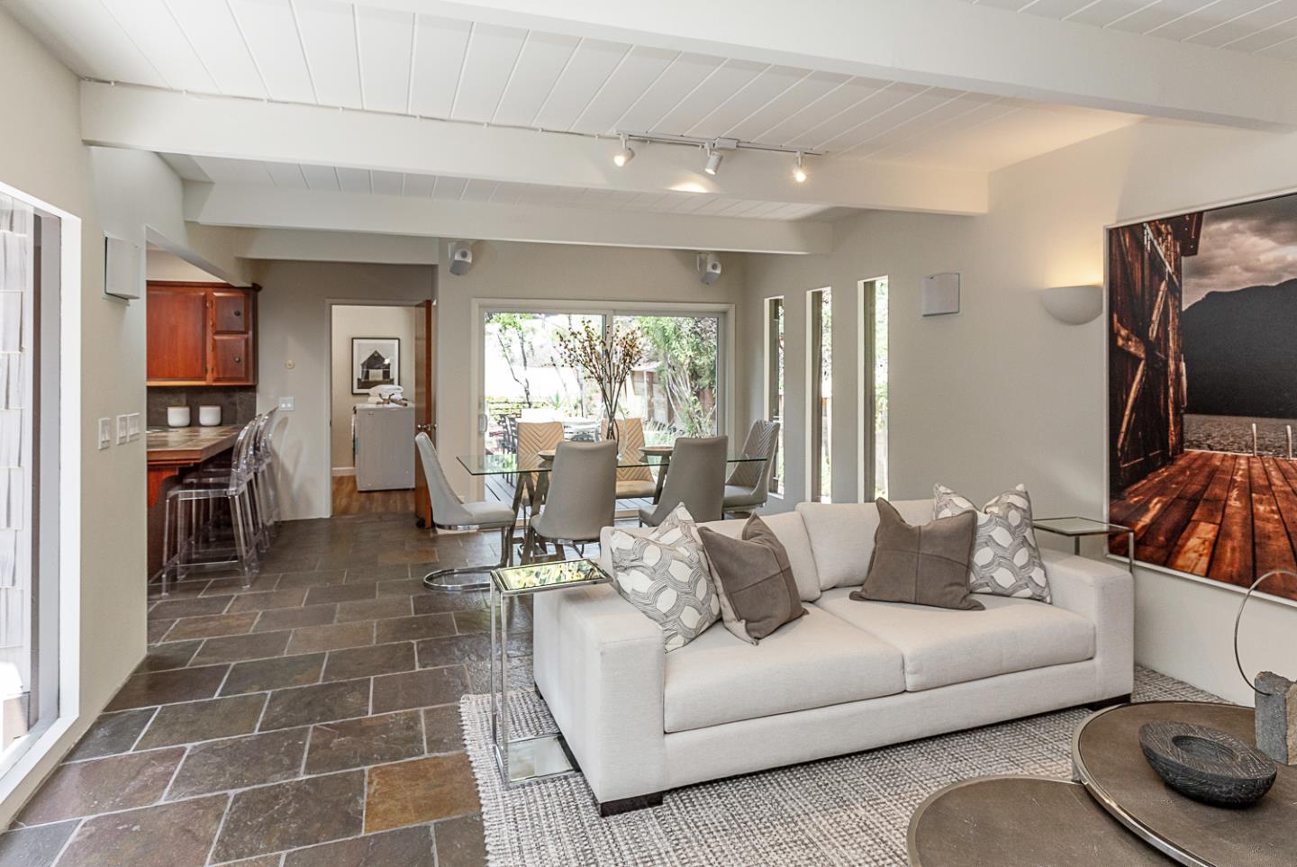 Detail Gallery Image 16 of 42 For 26350 Taaffe Rd, Los Altos Hills,  CA 94022 - 4 Beds | 2/1 Baths