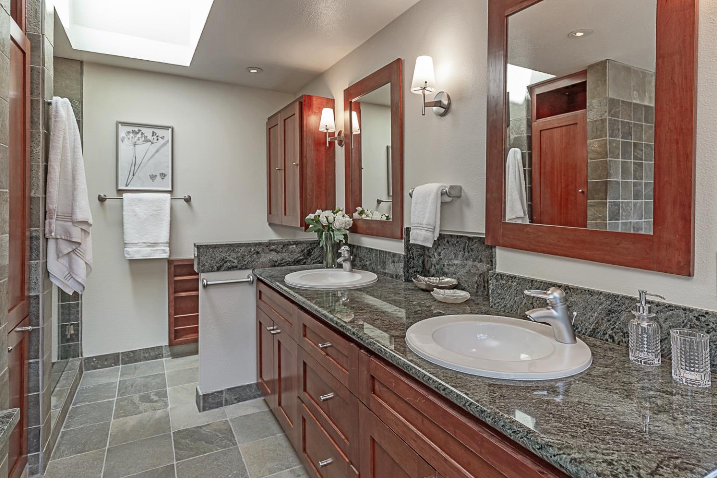 Detail Gallery Image 20 of 42 For 26350 Taaffe Rd, Los Altos Hills,  CA 94022 - 4 Beds | 2/1 Baths
