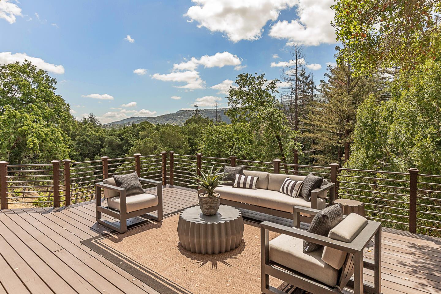Detail Gallery Image 31 of 42 For 26350 Taaffe Rd, Los Altos Hills,  CA 94022 - 4 Beds | 2/1 Baths