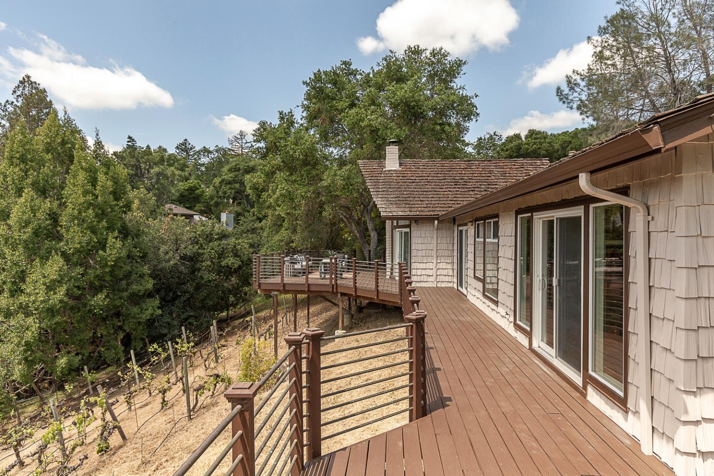 Detail Gallery Image 33 of 42 For 26350 Taaffe Rd, Los Altos Hills,  CA 94022 - 4 Beds | 2/1 Baths