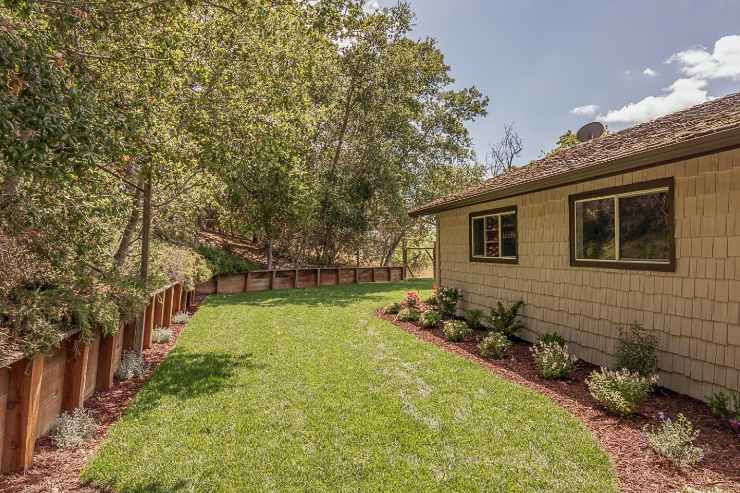 Detail Gallery Image 38 of 42 For 26350 Taaffe Rd, Los Altos Hills,  CA 94022 - 4 Beds | 2/1 Baths