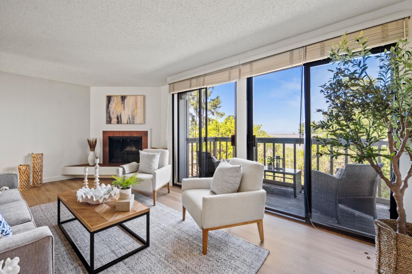 Detail Gallery Image 1 of 17 For 70 Forest Ridge Rd #22,  Monterey,  CA 93940 - 2 Beds | 2/1 Baths