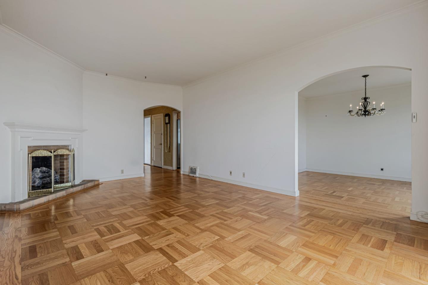 Detail Gallery Image 12 of 74 For 1731 32nd Ave, San Francisco,  CA 94122 - 2 Beds | 1/1 Baths