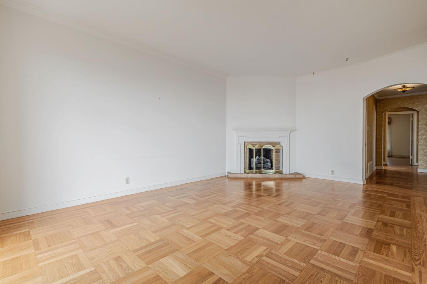 Detail Gallery Image 13 of 74 For 1731 32nd Ave, San Francisco,  CA 94122 - 2 Beds | 1/1 Baths
