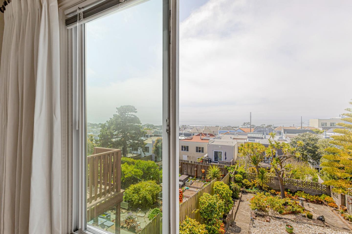 Detail Gallery Image 23 of 74 For 1731 32nd Ave, San Francisco,  CA 94122 - 2 Beds | 1/1 Baths