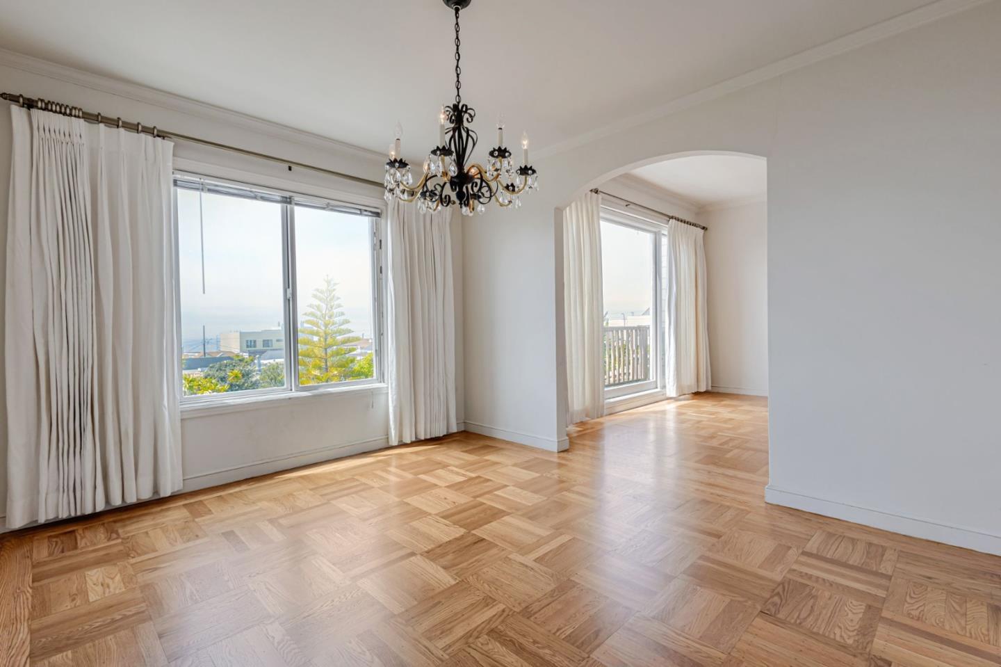 Detail Gallery Image 25 of 74 For 1731 32nd Ave, San Francisco,  CA 94122 - 2 Beds | 1/1 Baths