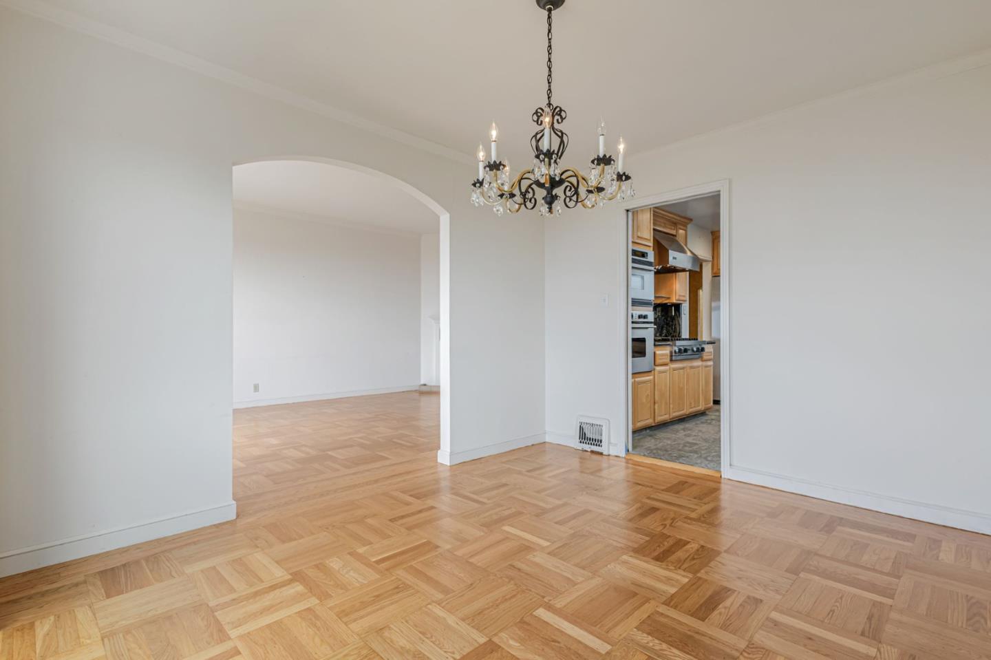 Detail Gallery Image 27 of 74 For 1731 32nd Ave, San Francisco,  CA 94122 - 2 Beds | 1/1 Baths