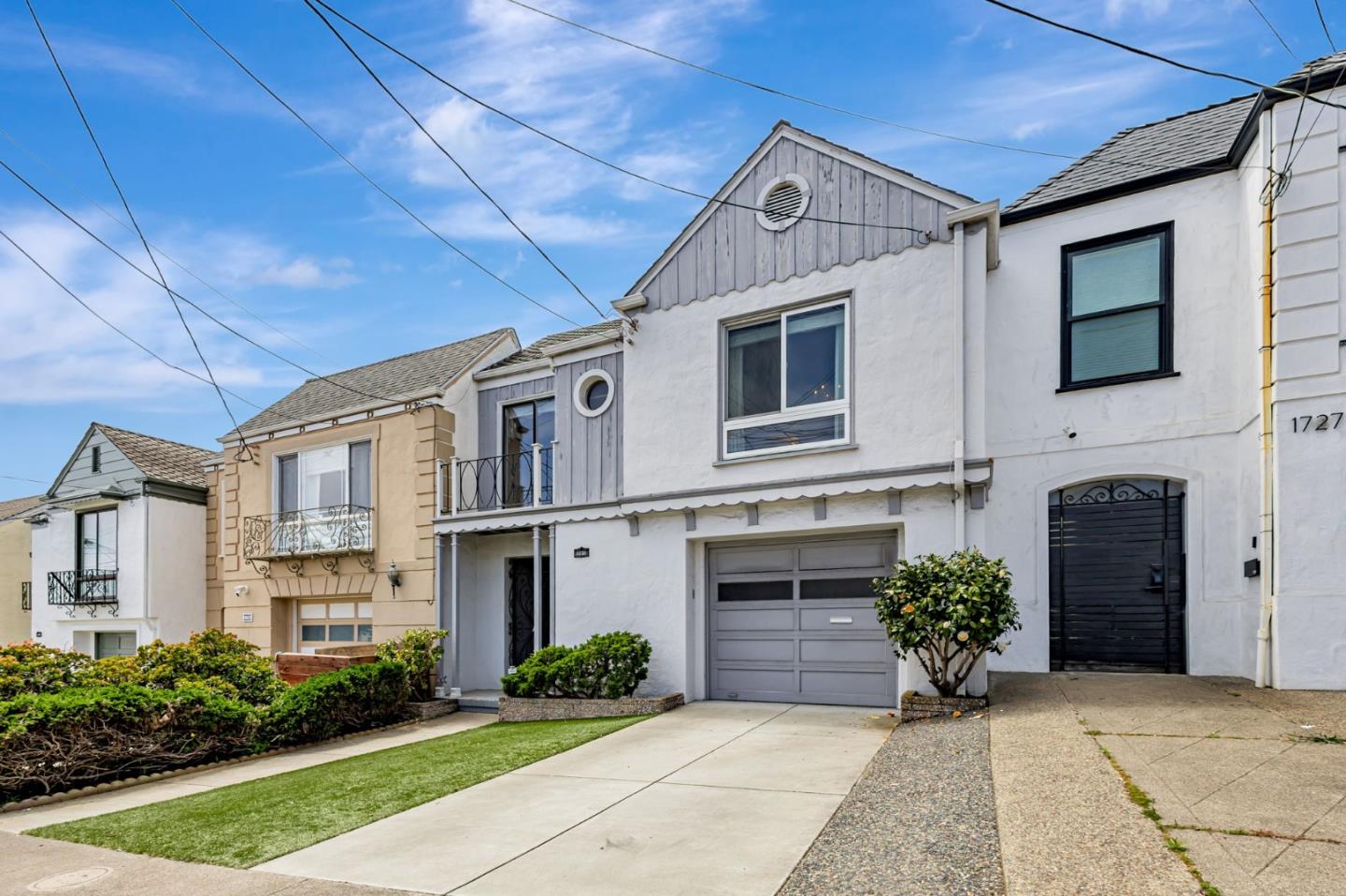 Detail Gallery Image 3 of 74 For 1731 32nd Ave, San Francisco,  CA 94122 - 2 Beds | 1/1 Baths