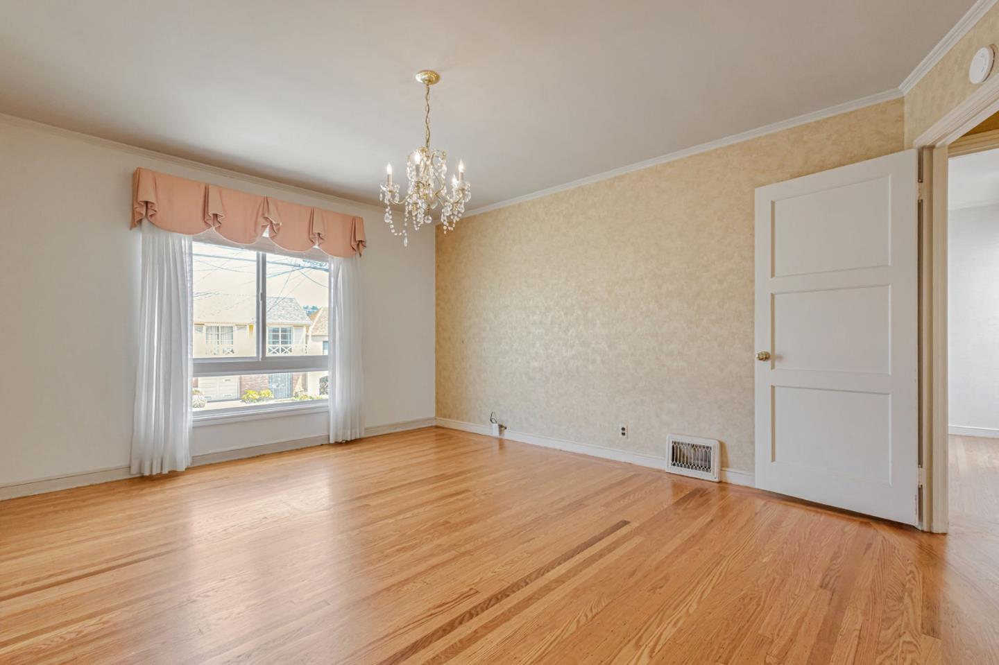 Detail Gallery Image 39 of 74 For 1731 32nd Ave, San Francisco,  CA 94122 - 2 Beds | 1/1 Baths