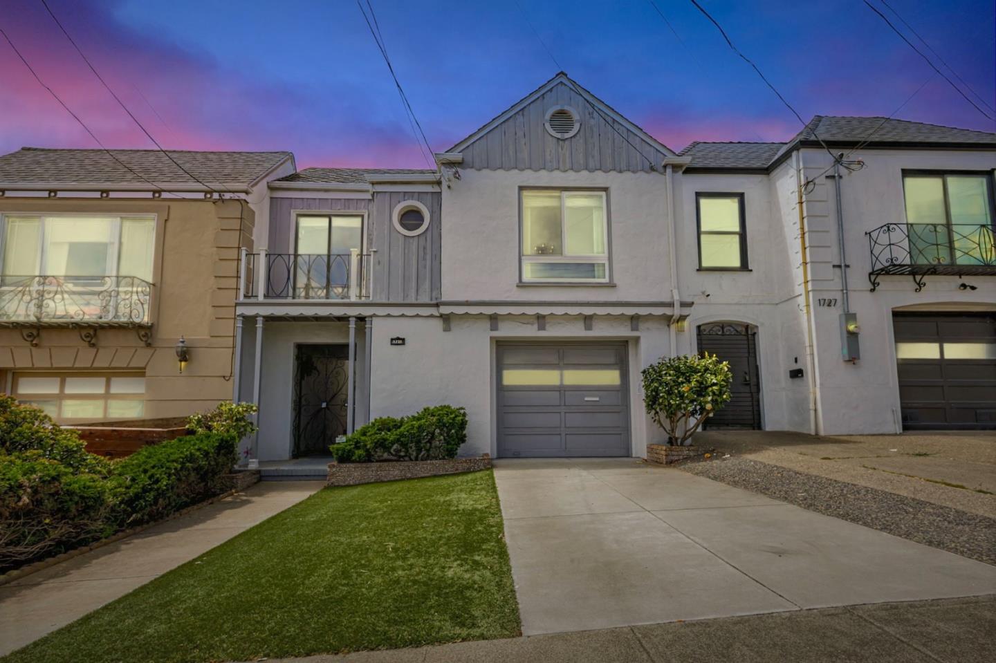 Detail Gallery Image 4 of 74 For 1731 32nd Ave, San Francisco,  CA 94122 - 2 Beds | 1/1 Baths