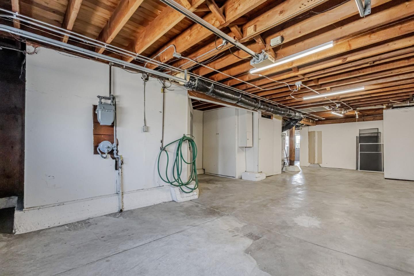 Detail Gallery Image 55 of 74 For 1731 32nd Ave, San Francisco,  CA 94122 - 2 Beds | 1/1 Baths