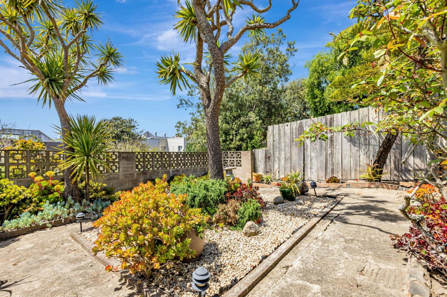 Detail Gallery Image 61 of 74 For 1731 32nd Ave, San Francisco,  CA 94122 - 2 Beds | 1/1 Baths