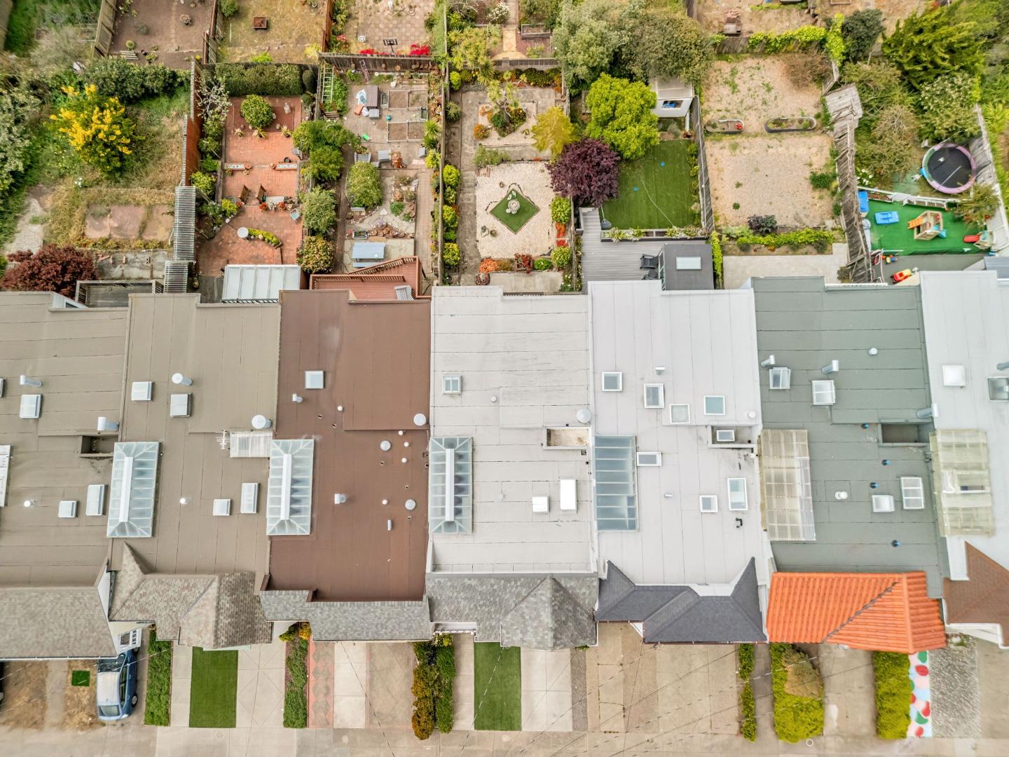 Detail Gallery Image 69 of 74 For 1731 32nd Ave, San Francisco,  CA 94122 - 2 Beds | 1/1 Baths