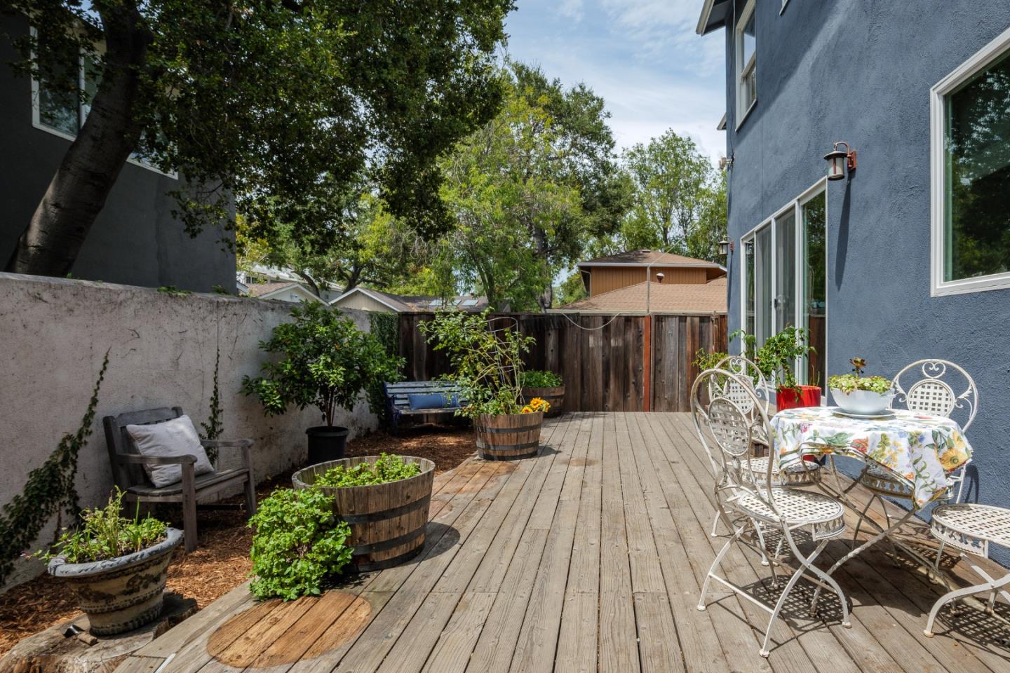 Detail Gallery Image 3 of 29 For 643 Channing Ave, Palo Alto,  CA 94301 - – Beds | – Baths